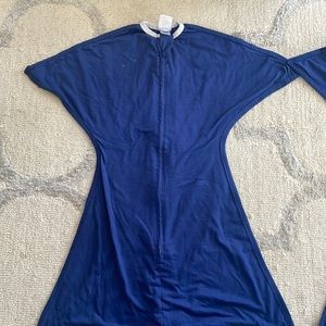 Sleeping baby zip-A-dee zip transition swaddle. Size medium 6-12 months